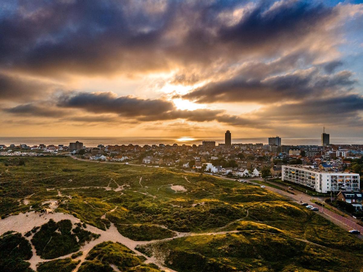 Beach Studio 35 With Private Parking Zandvoort Exterior photo